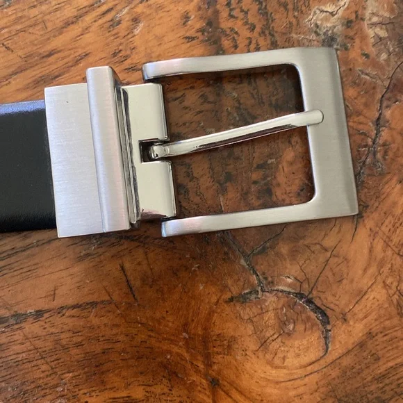 Barneys New York leather belt